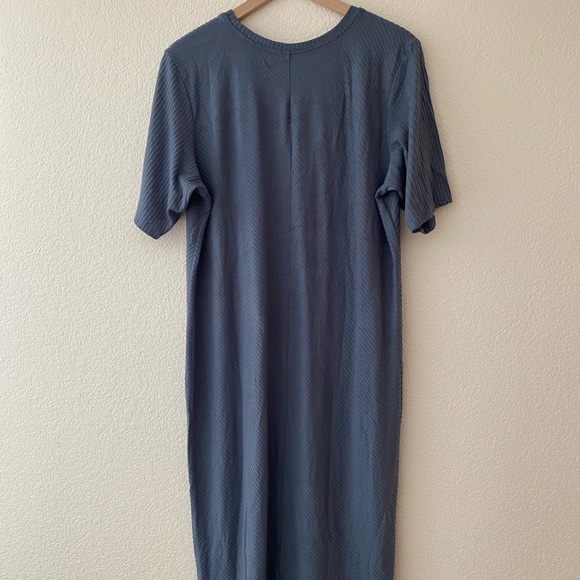 Universal Standard Dress - Picture 3 of 6